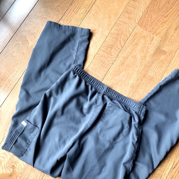 Scrubs - Picture 6 of 8